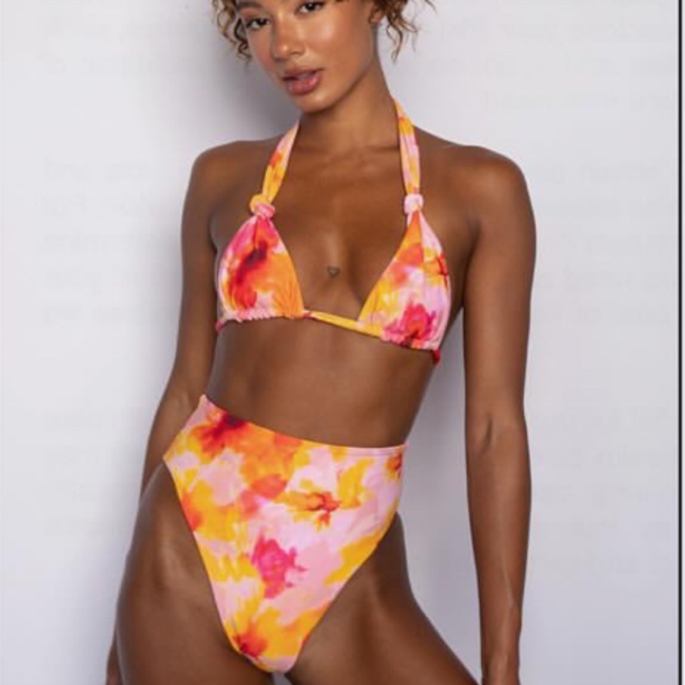 NWT Skatie Monroe Bottom - L / Corsica